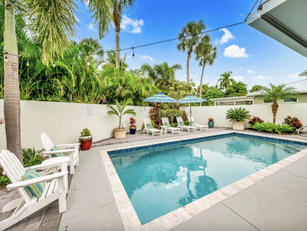 Lido Key Vacation House with Pool Near St. Armands Circle